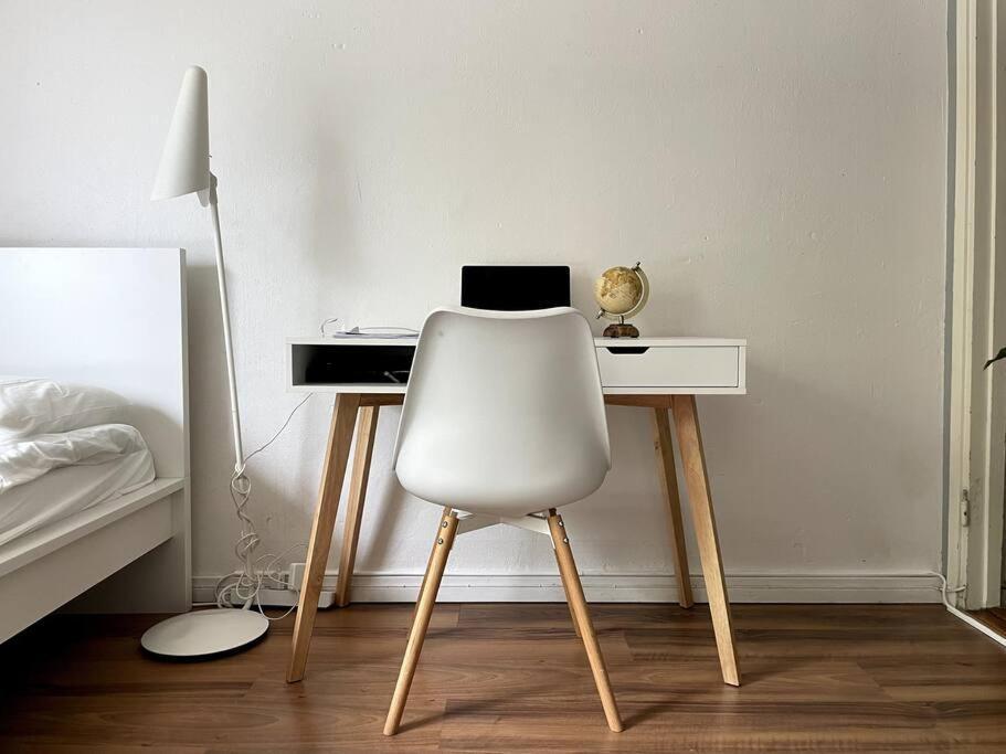 Studio The Vibe / 25min To Airpt & 5min To Center